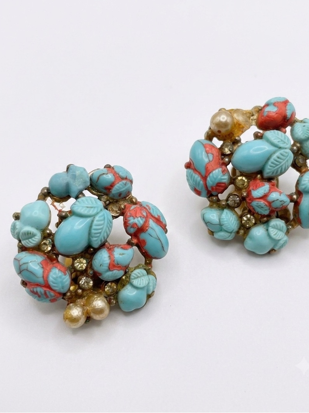 Vintage Faux Turquoise Pearl Rhinestone Cluster Clip On Statement Earrings